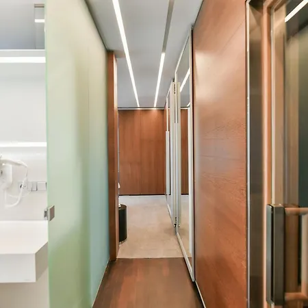 Presidential Penthouse, 303M2, Jacuzzi On Terrace, Sauna, 6Bdrm, 4Bthrm, Ac, Lift Prague Exterior photo